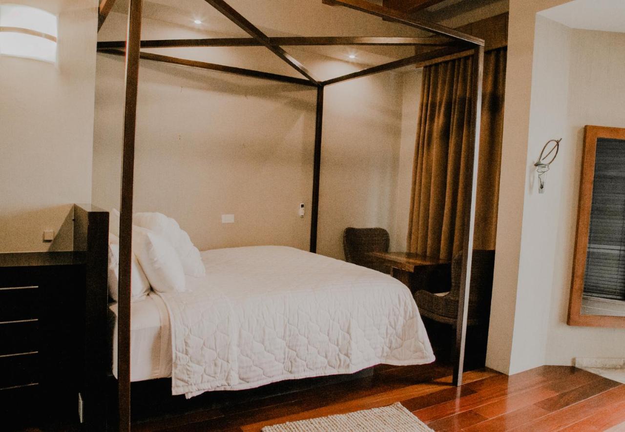 Hotel Casa Natalie à Ensenada Extérieur photo